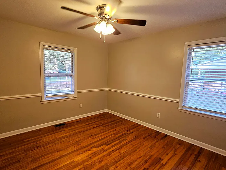734 Jeffrey St — Photo 15