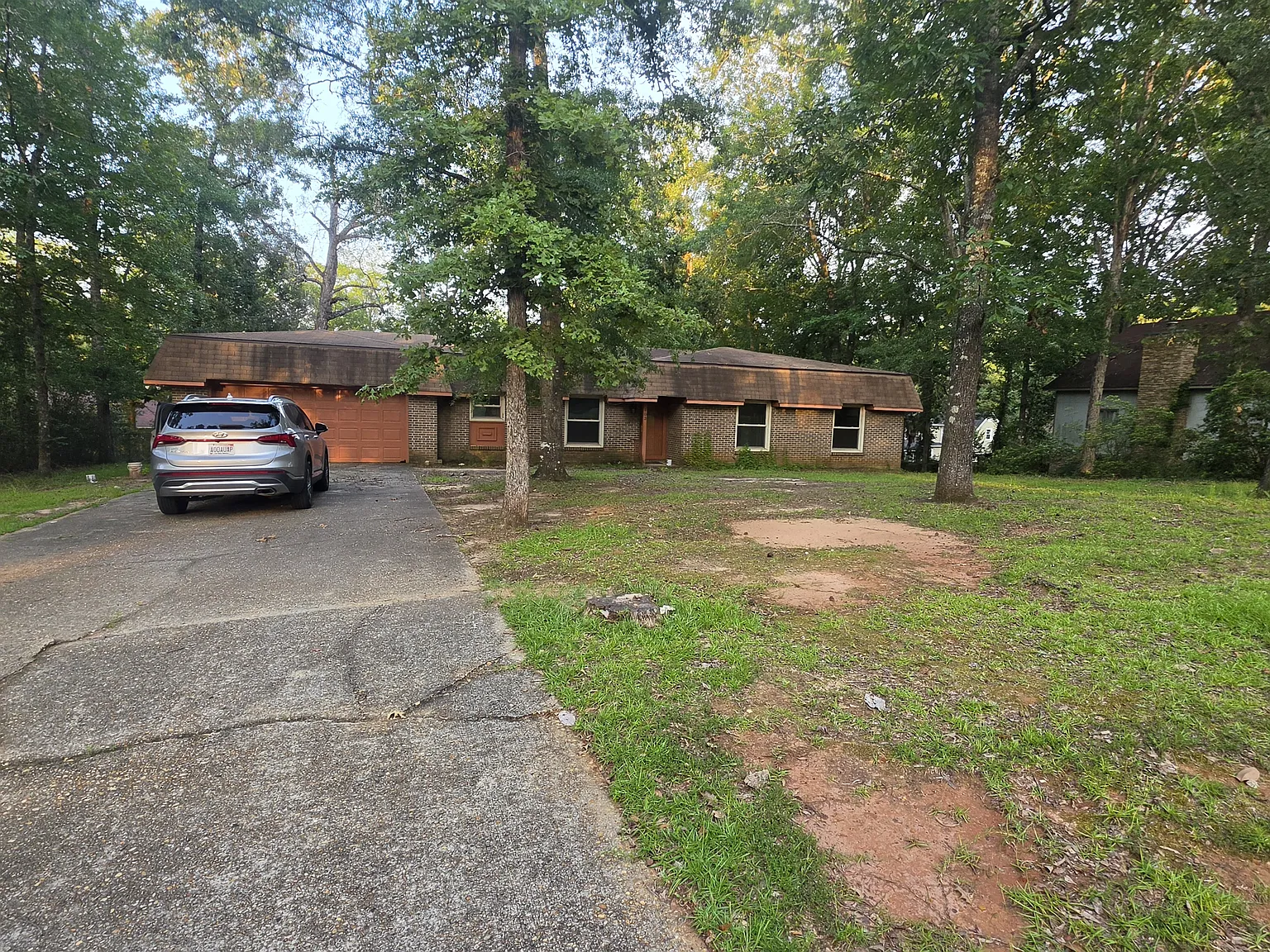 3 bed, 100 sqft, $1,395 — Photo 1
