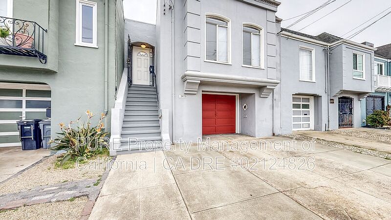 1st image of 2470 40th Ave