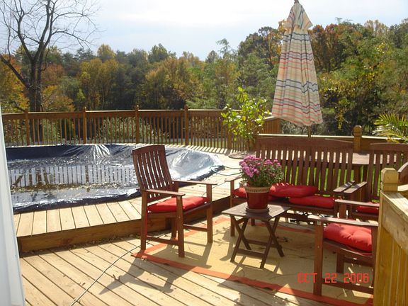 Above ground pool/deck