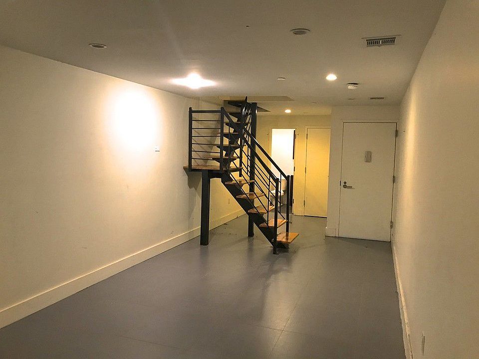 2nd image of 1100 Dekalb Ave #1R