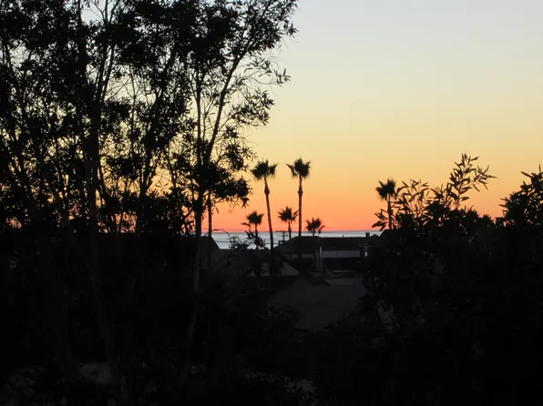 605 N Guadalupe Ave #B, Redondo Beach, CA 90277