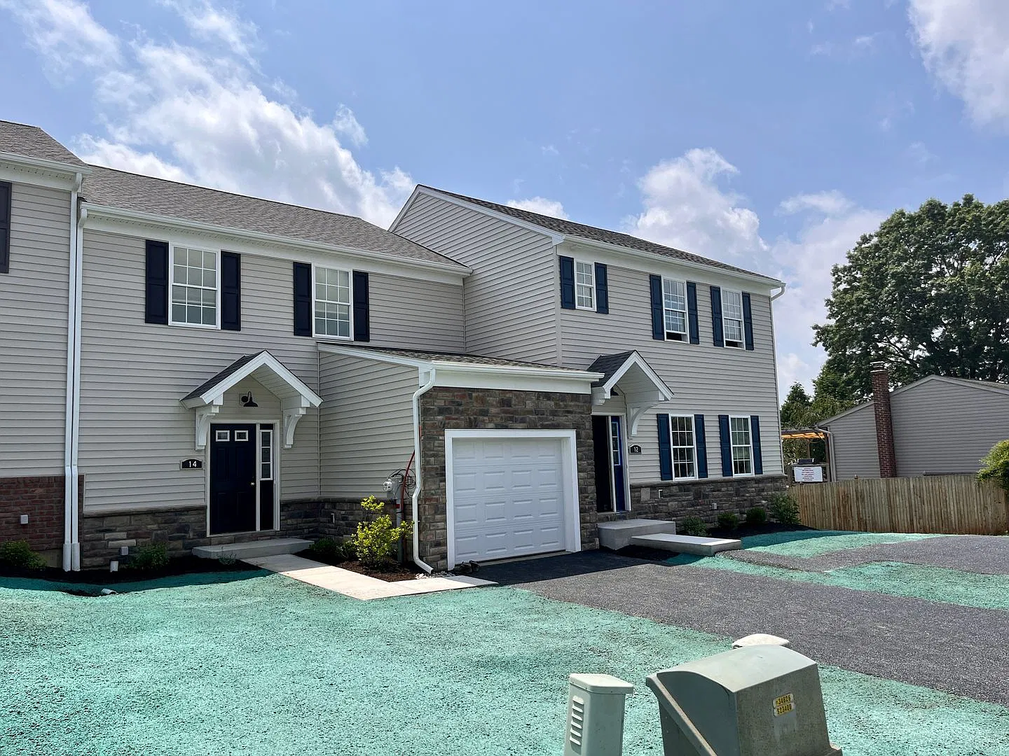 1Riverview Townhomes — Photo 4