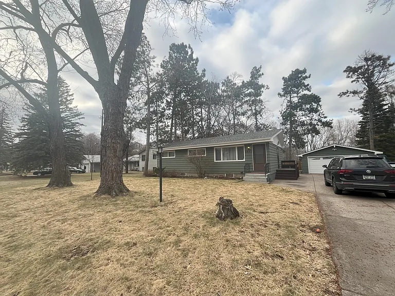 2451 Sherwood Rd — Photo 1