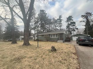 2451 Sherwood Rd, Mounds View, MN 55112