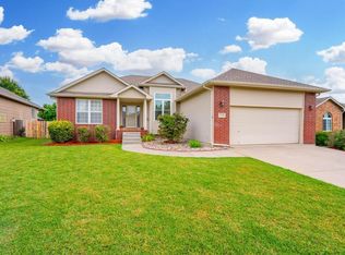 4449 N Rushwood Ct, Wichita, KS 67226