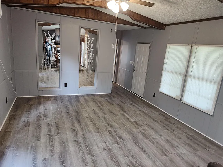 1024 Lindsay Dr #A — Photo 6