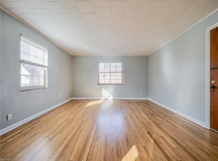 1351 Clarence Ave APT 3, Lakewood, OH 44107