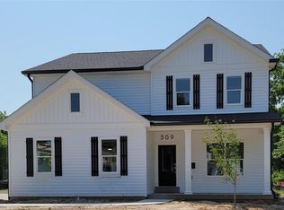 320 Quan Ave, Saint Louis, MO
