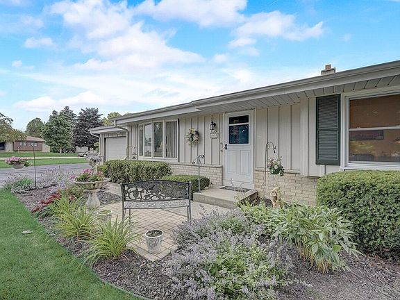 2nd image of 1657 Glen Anna Dr