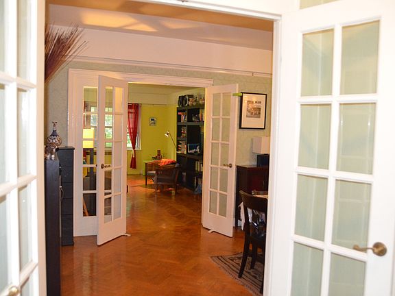 2nd image of 120 Cabrini Blvd APT 11
