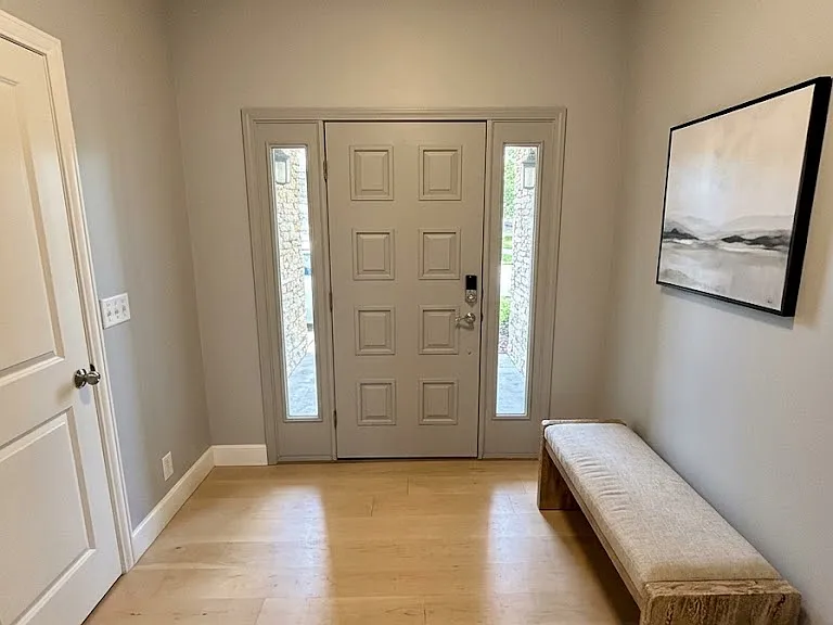 3139 E Old Mill Cir — Photo 2