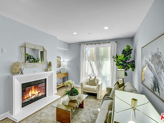 5th image of 14412 Killion St Unit 205