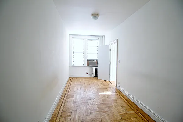 Rented by Julianna Realty Corp | media 12