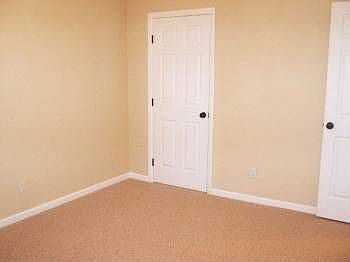 4th image of 8155 Jasmine St