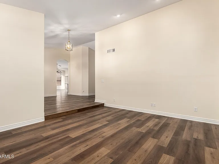1517 W Islandia Dr — Photo 5