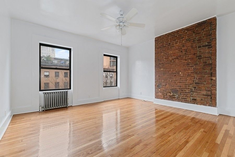 1st image of 212 W 14th St APT 5A