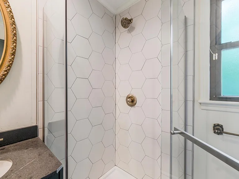 900 Oaklawn Ave — Photo 15