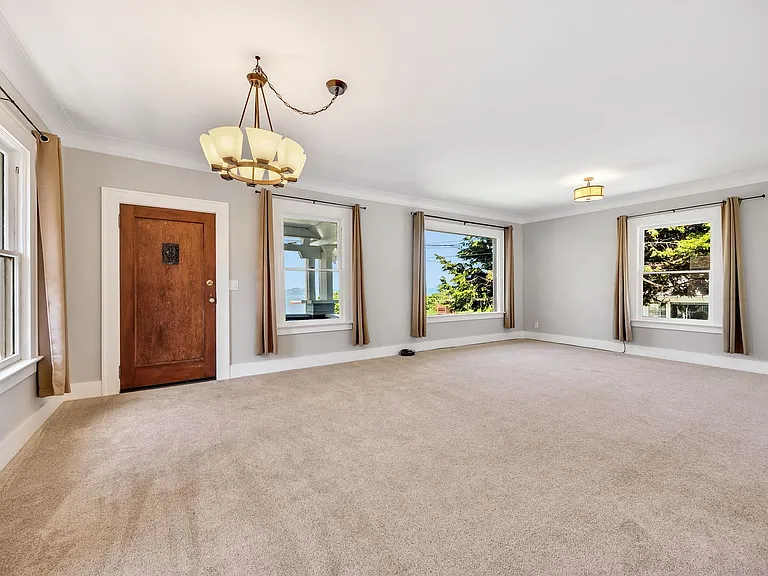 1939 Irving Ave A, Astoria, OR 97103 — Photo 11