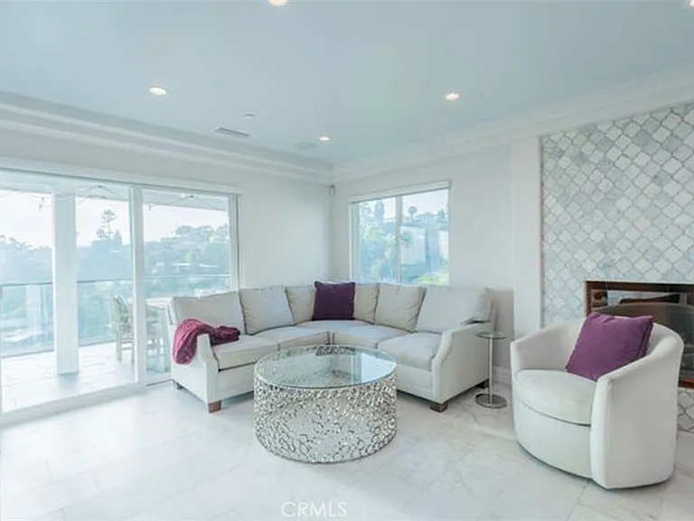 986 Oriole Dr — Photo 15