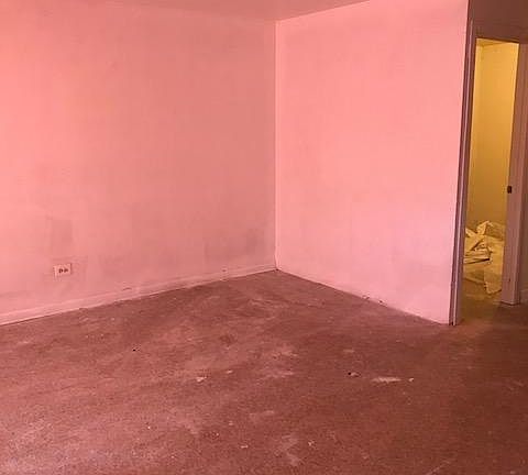 3rd image of 2655 W 47th St #103