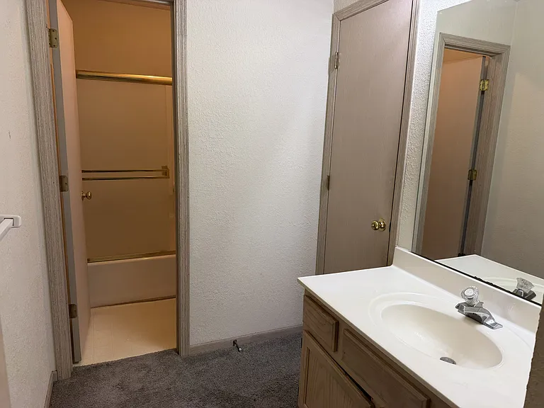 935 Mulberry St — Photo 13