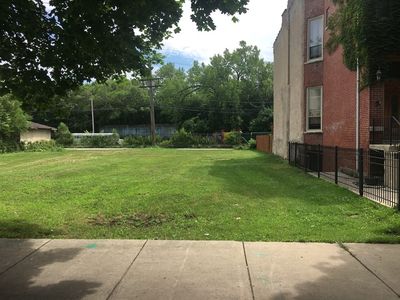 625 E Oakwood Blvd, Chicago, IL, 60653
