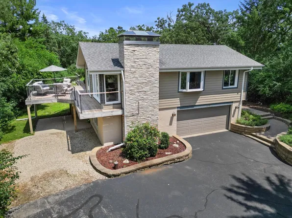 1018 Criglas ROAD, Wales, WI 53183