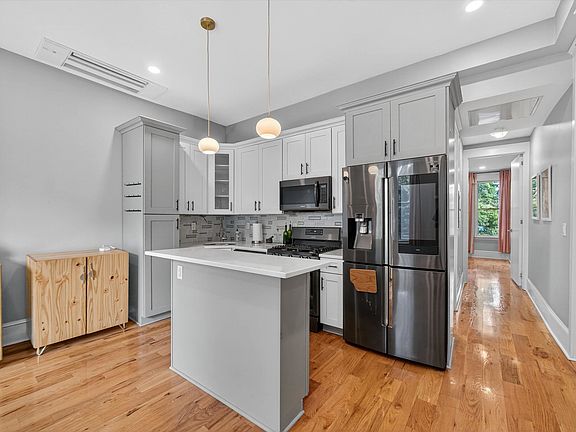 2nd image of 70 Sherman Pl APT 2