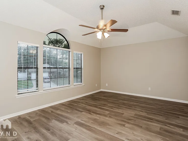 5407 Fort Caroline Rd — Photo 10