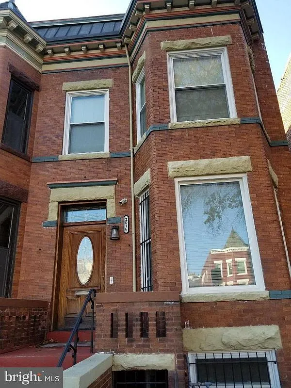 2 bed, 2.5 bath, 1626 sqft, $3,500 — Photo 1