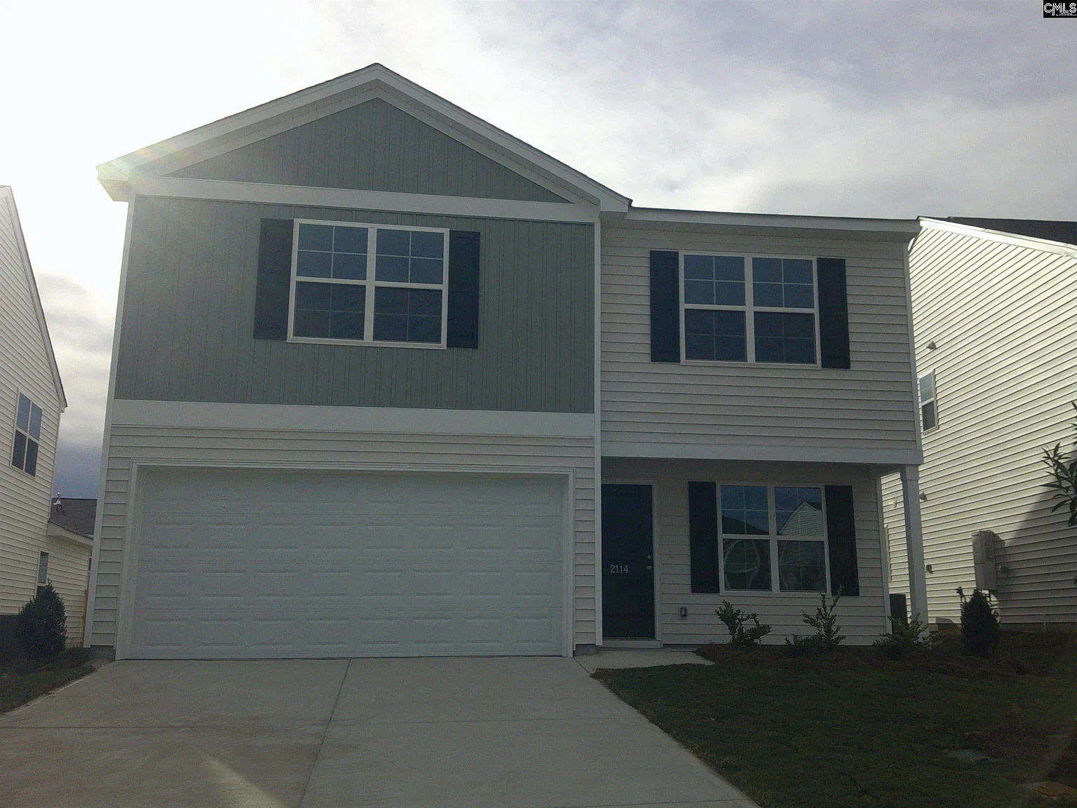 3 bed, 2223 sqft, $2,350 — Photo 1