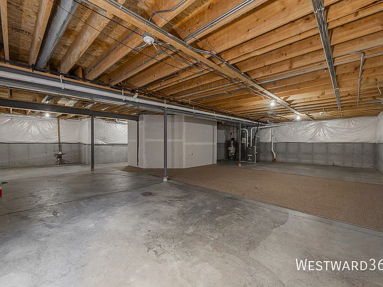 3439 Birch Ln — Photo 40
