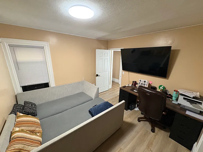 49 Gregory St #49 — Photo 31