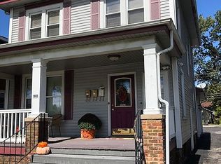 825 S Grand Ave W, Springfield, IL 62704