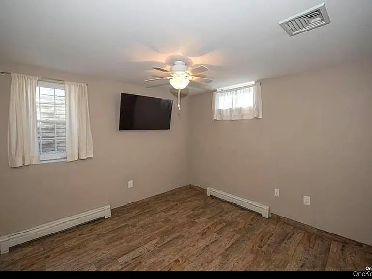 16 Wildwood St — Photo 4