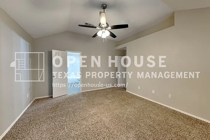 4458 Seven Pines Dr — Photo 11