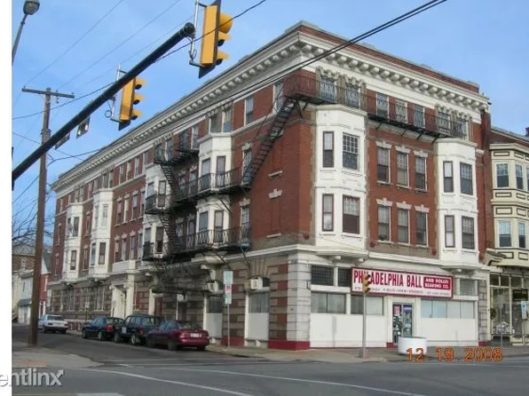101 High St, Pottstown, PA 19464