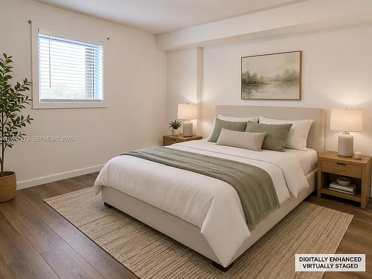2740 SW 28th Ter #208 — Photo 2