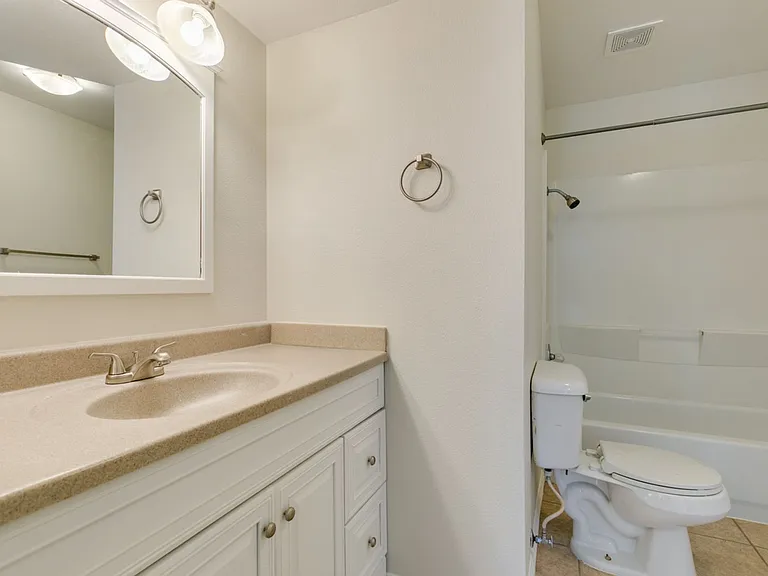 784 Anne Ln — Photo 39