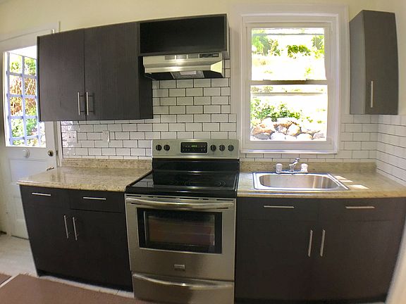 4th image of 716 Warburton Ave #1