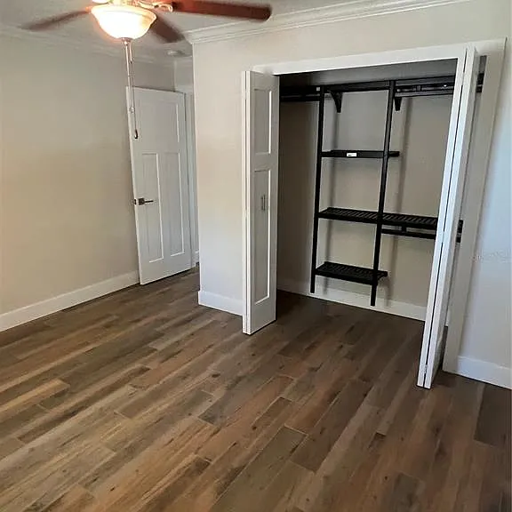 511 W Retta Esplanade — Photo 19