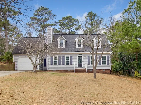 5587 Ashgrove Dr, Fayetteville, NC 28311