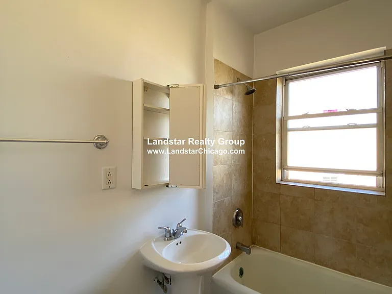 4415 N Rockwell St #3 — Photo 11
