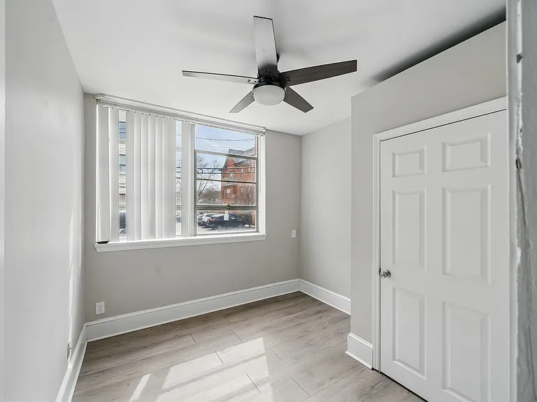 24 Buttles Ave — Photo 14