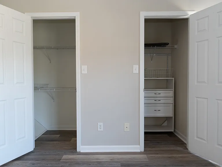 14136 Winford Ln — Photo 22