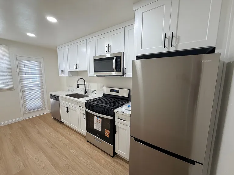 4510-4520 N Banner Dr — Photo 19