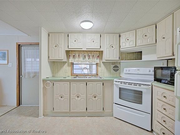 5th image of 3328 Illinois Ave