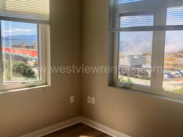 1010 Railroad Ave — Photo 187