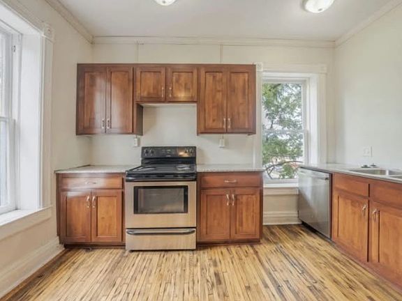 2nd image of 309 W Dunklin St APT C